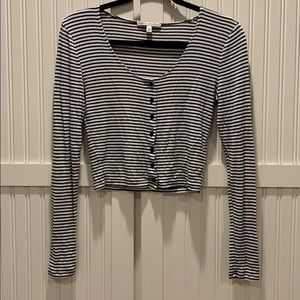 Express crop cardigan